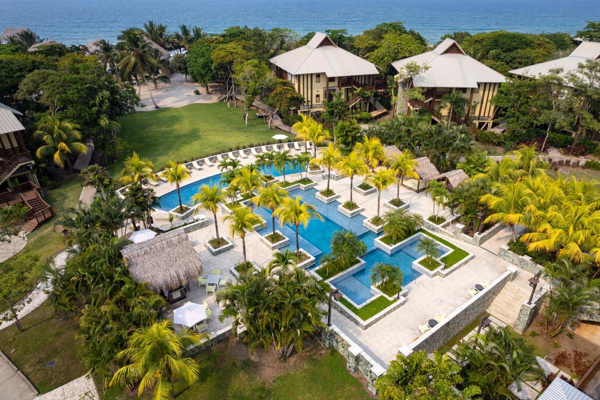 Indura Beach & Golf Resort Curio Collection By Hilton Tela Eksteriør bilde